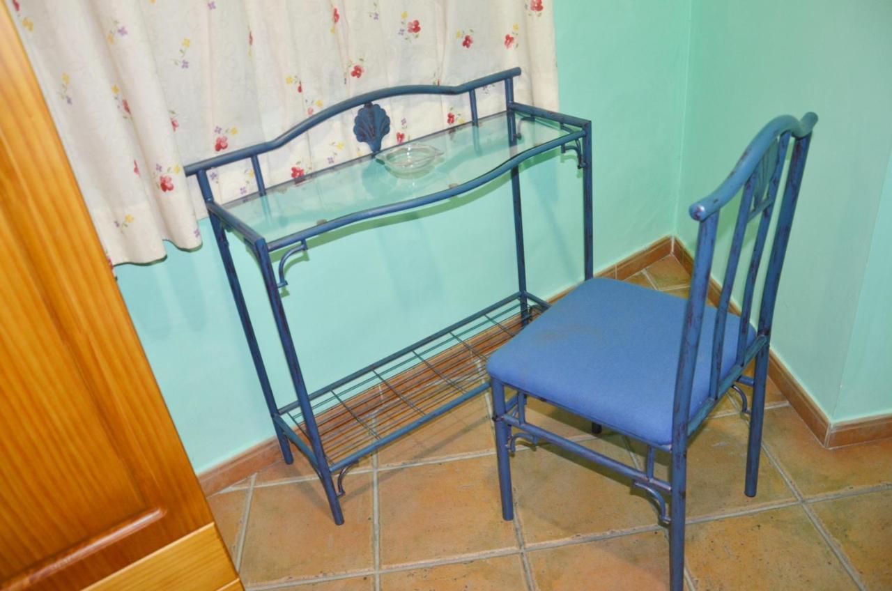 Hostal Restaurante El Parador Алькарасехос Номер фото